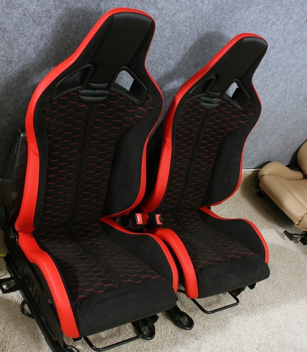 Recaro Sportster CS Seats